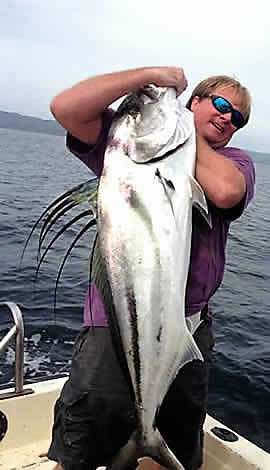 Papagayo Rooster Fishing Charters