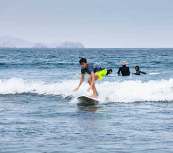 Surf lessons in Playa Iguanita