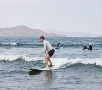 Surf lessons in Playa Iguanita