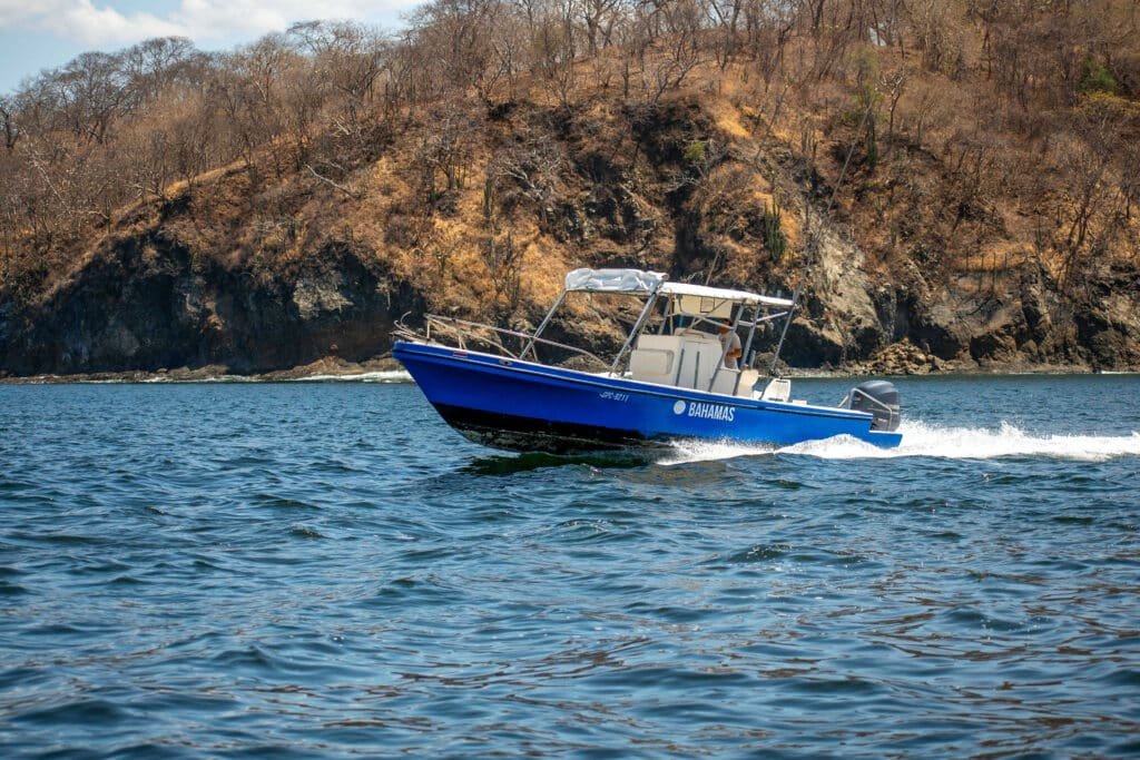 Sport fishing Bahamas boat